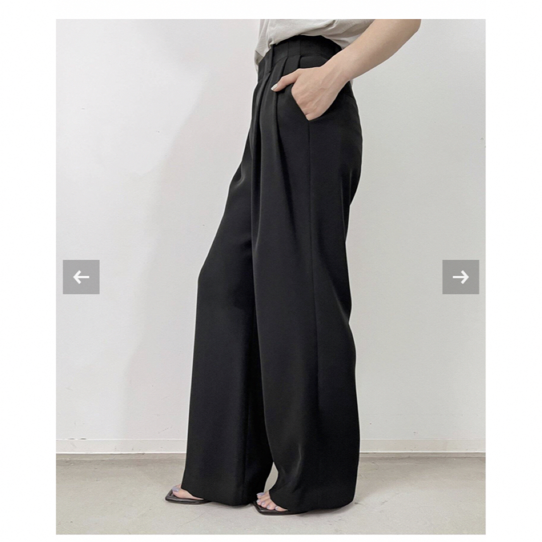 L'Appartement DEUXIEME CLASSE(アパルトモンドゥーズィエムクラス)のLowrise Tuck Wide Pants  今期購入 レディースのパンツ(カジュアルパンツ)の商品写真