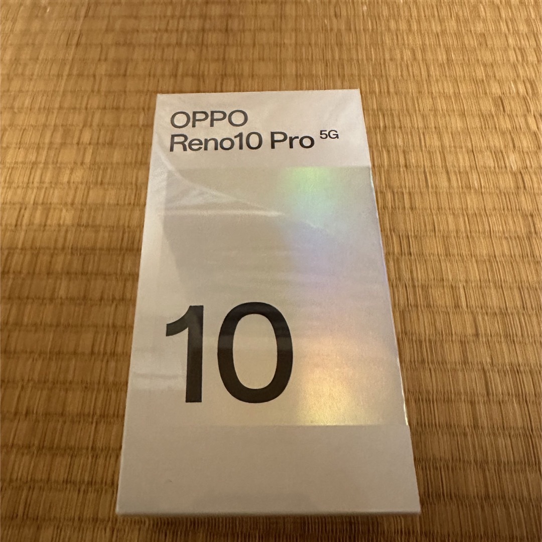 OPPO(オッポ)のOPPO Reno10 Pro 256GB シルバーグレー未開封 スマホ/家電/カメラのスマートフォン/携帯電話(スマートフォン本体)の商品写真