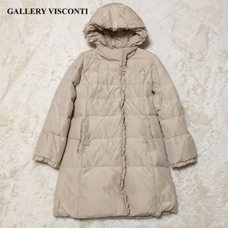 ギャラリービスコンティ(GALLERY VISCONTI)のギャラリービスコンティ　ダウンコート　フリル　リボン　ベージュ(ダウンコート)