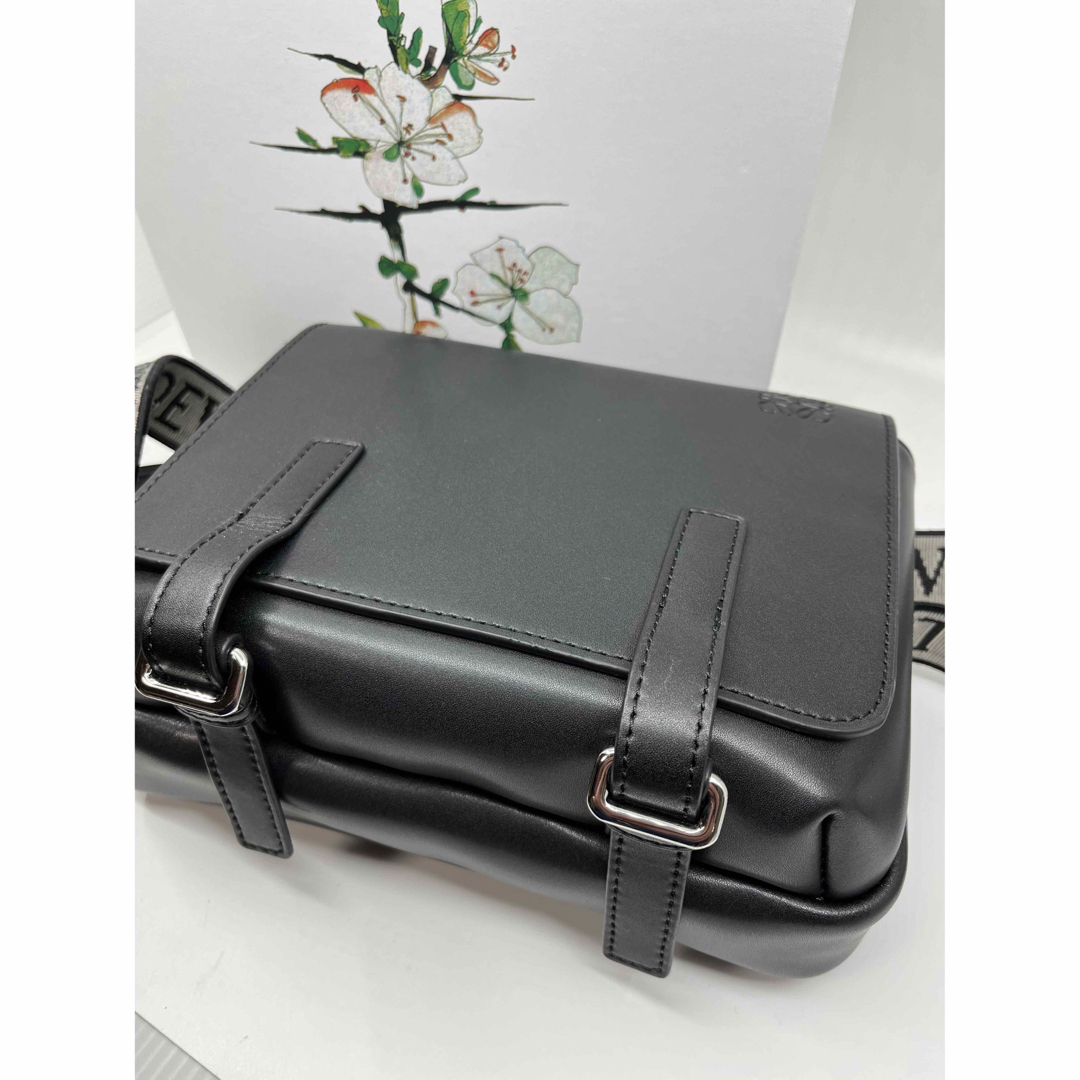 【美品】LOEWE ロエベ ミリタリーメッセンジャーバックXS Negro