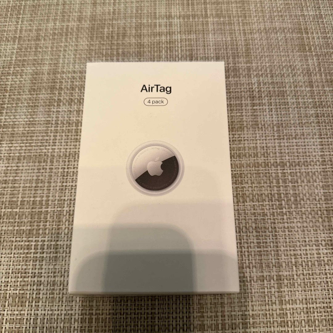 Apple(アップル)の【新品】AirTag 2個 スマホ/家電/カメラのスマホアクセサリー(その他)の商品写真