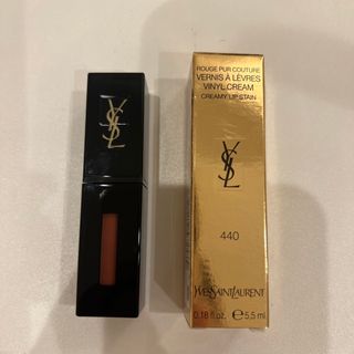 イヴサンローラン(Yves Saint Laurent)のイブサンローラン　ルージュピュールクチュールヴェルニヴィニルクリーム440(口紅)