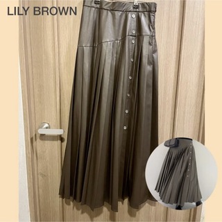 リリーブラウン(Lily Brown)のLILY BROWN フロープリントプリーツスカート(ロングスカート)