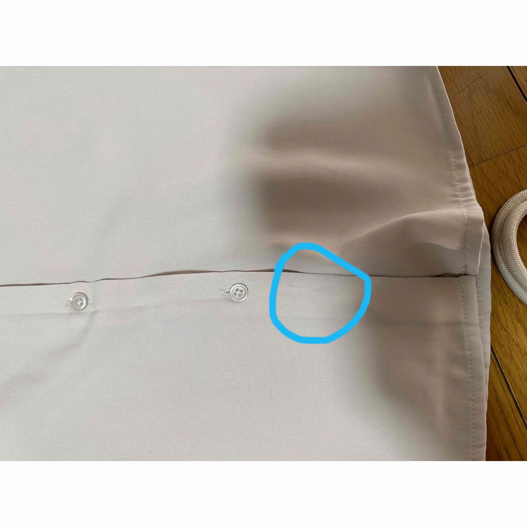 GU(ジーユー)のジーユー　シャツ　ブラウス　グレー レディースのトップス(シャツ/ブラウス(半袖/袖なし))の商品写真