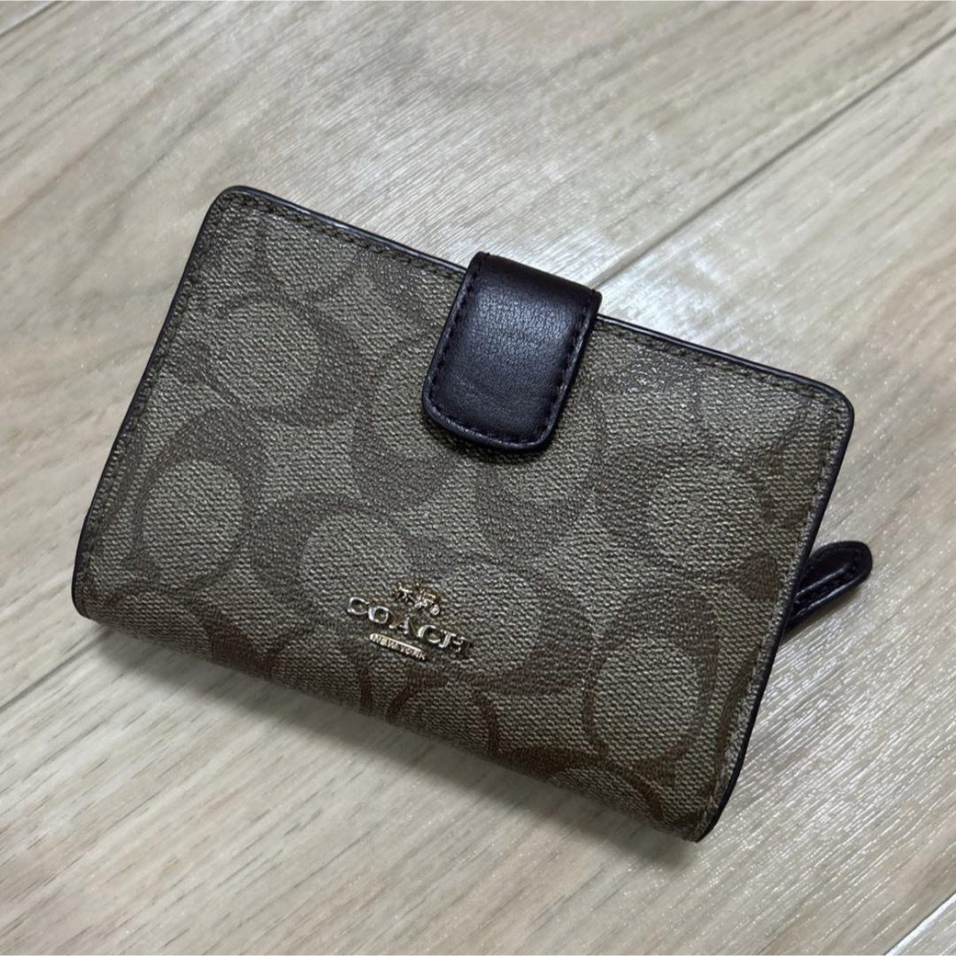 COACH(コーチ)の最終値下げ　コーチ　財布 レディースのファッション小物(財布)の商品写真