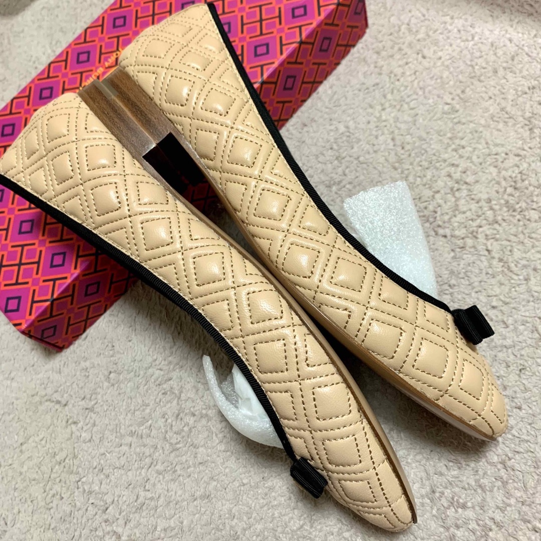 ★極美品 TORY BURCH トリーバーチ フラットパンプス キルト US6