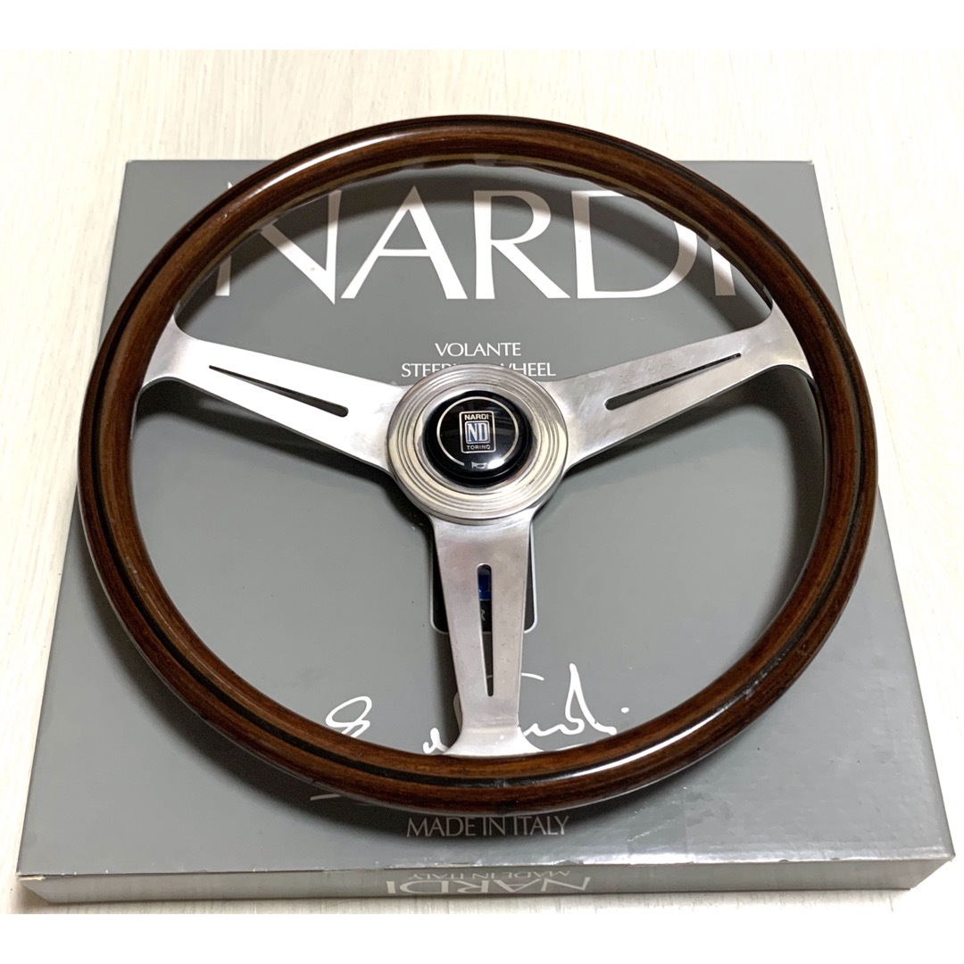 希少【NARDI Classic】36.5Φ ウッドステアリング　ナルディ