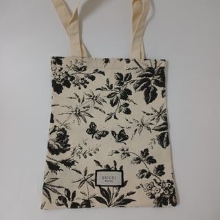 Gucci - ✴️GUCCI GARDEN マチ底板付きリネントート 人気猫柄 グッチ