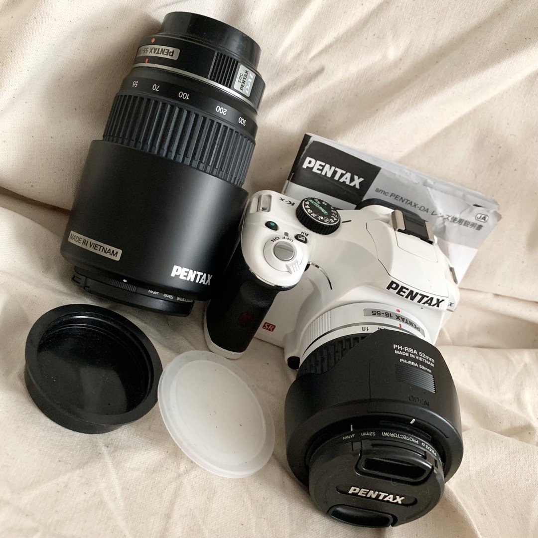 PENTAX K−X WHITE 望遠レンズ付き 美品-
