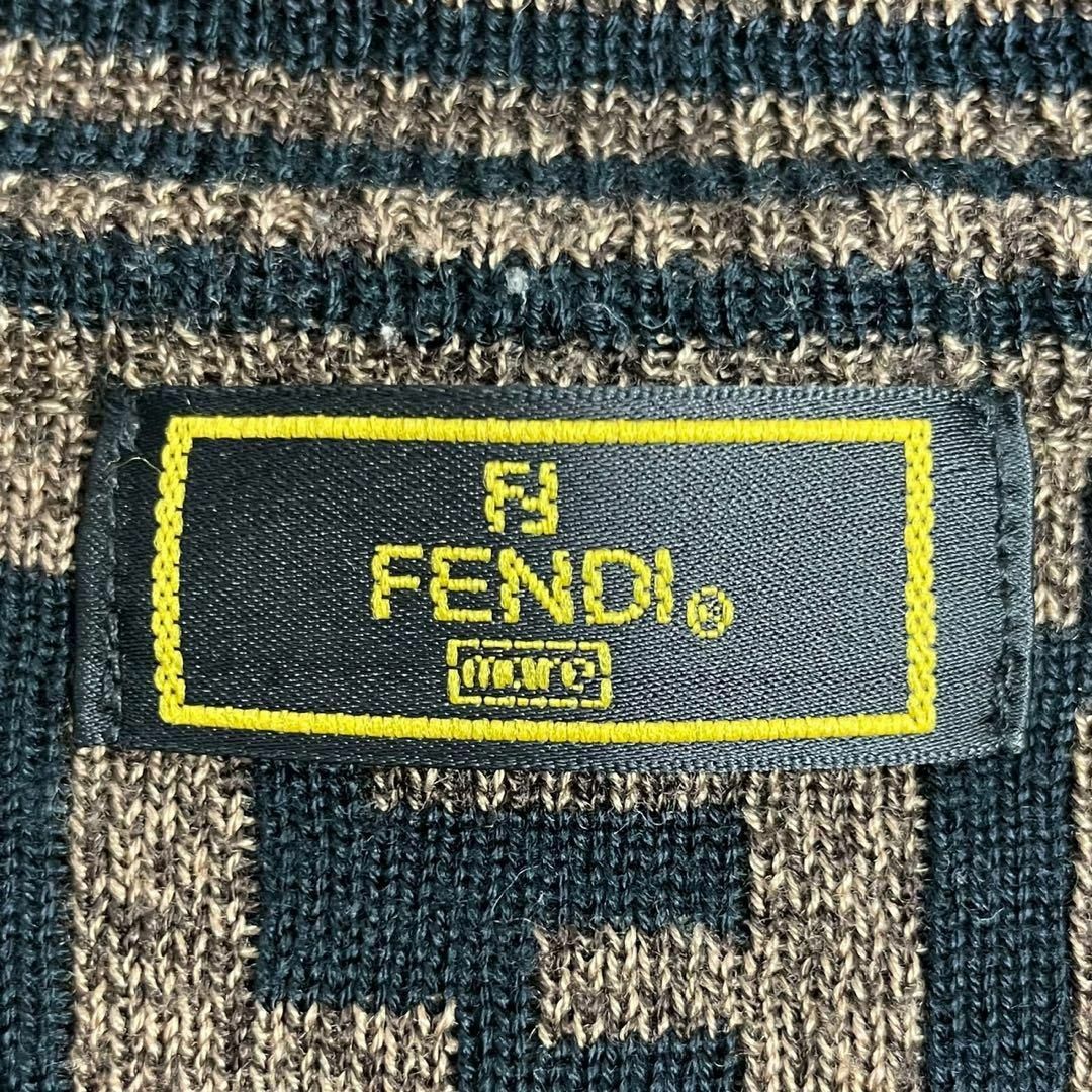 FENDI(フェンディ)の【希少デザイン】FENDI ニット　ズッカ　総柄　即完売モデル　入手困難 メンズのトップス(ニット/セーター)の商品写真