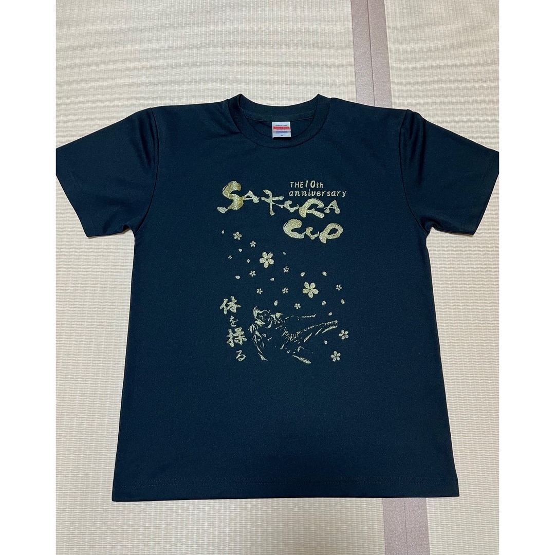 UnitedAthle(ユナイテッドアスレ)の体操 10th anniversary SAKURA CUP あん馬 Tシャツ メンズのトップス(Tシャツ/カットソー(半袖/袖なし))の商品写真