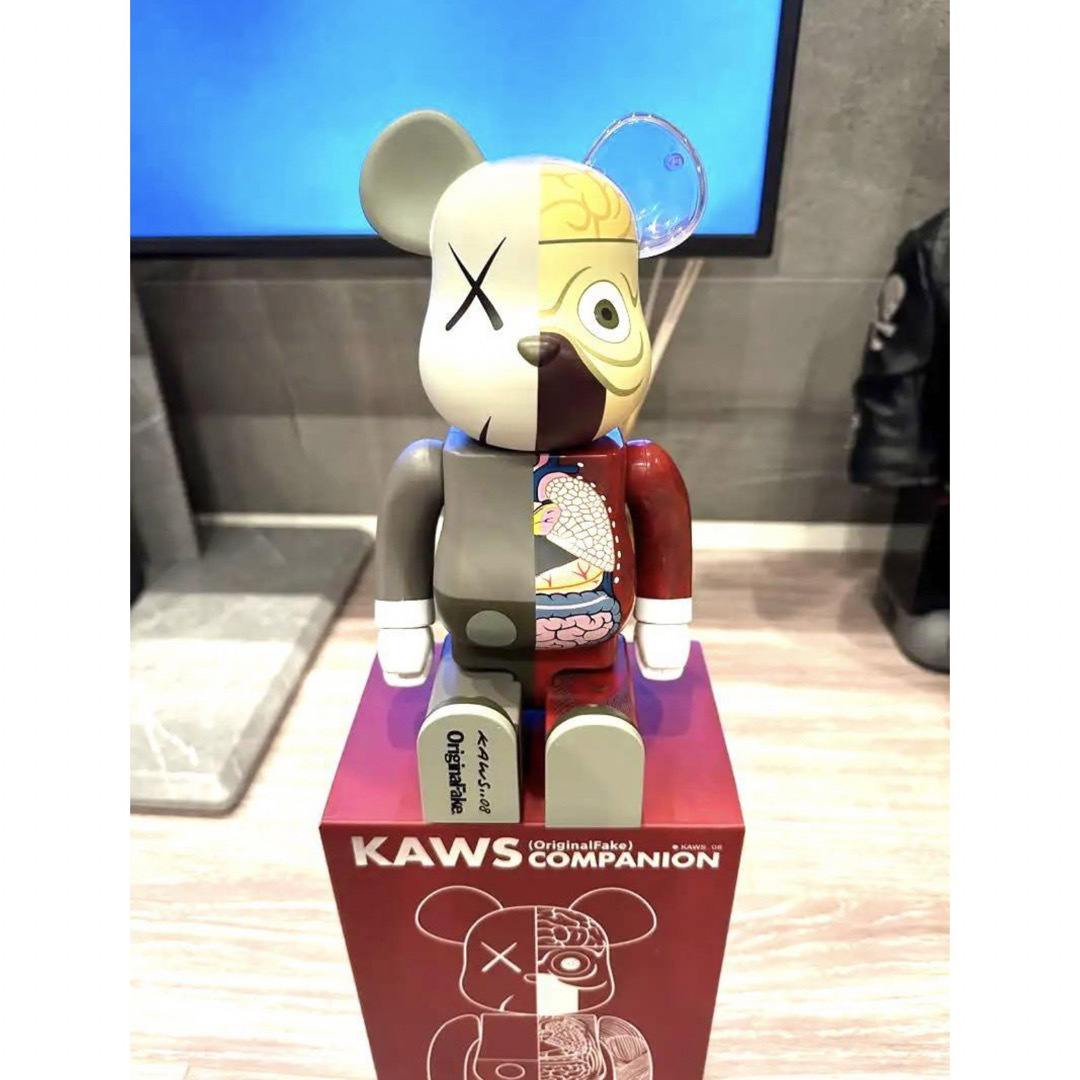 カウズ　KAWS BE@RBRIK  人体模型 400% ベアブリック