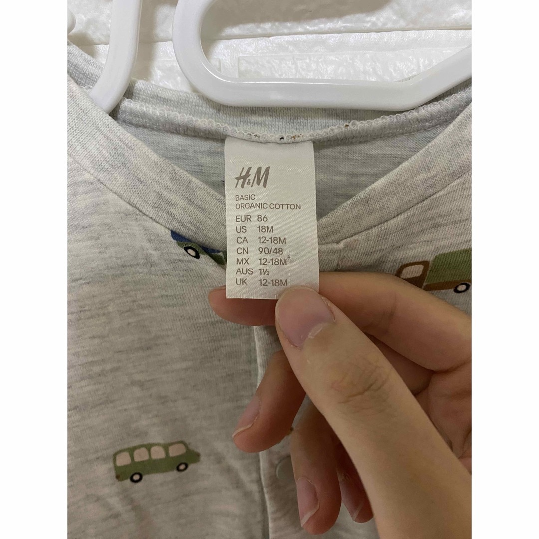 H&M(エイチアンドエム)のオーガニックコットン ロンパース 80 H&M ベビー キッズ キッズ/ベビー/マタニティのベビー服(~85cm)(ロンパース)の商品写真