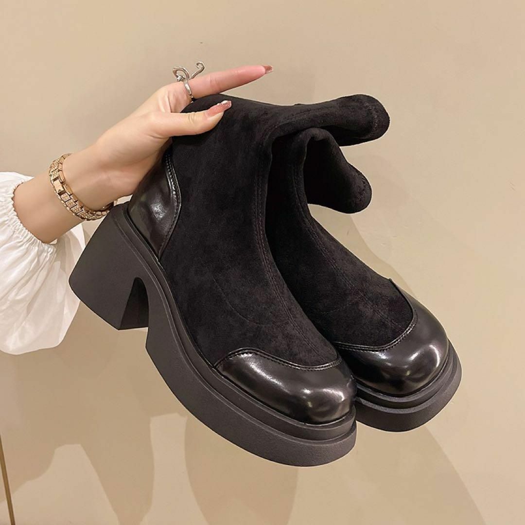 ショートブーツ ブーツ レディース　ブラック 黒 24cm 　春　韓国　お洒落 レディースの靴/シューズ(ブーティ)の商品写真