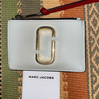 マークジェイコブス(MARC JACOBS)のマークジェイコブス スナップショットトップ ジップ マルチ カードケース小銭入れ(名刺入れ/定期入れ)