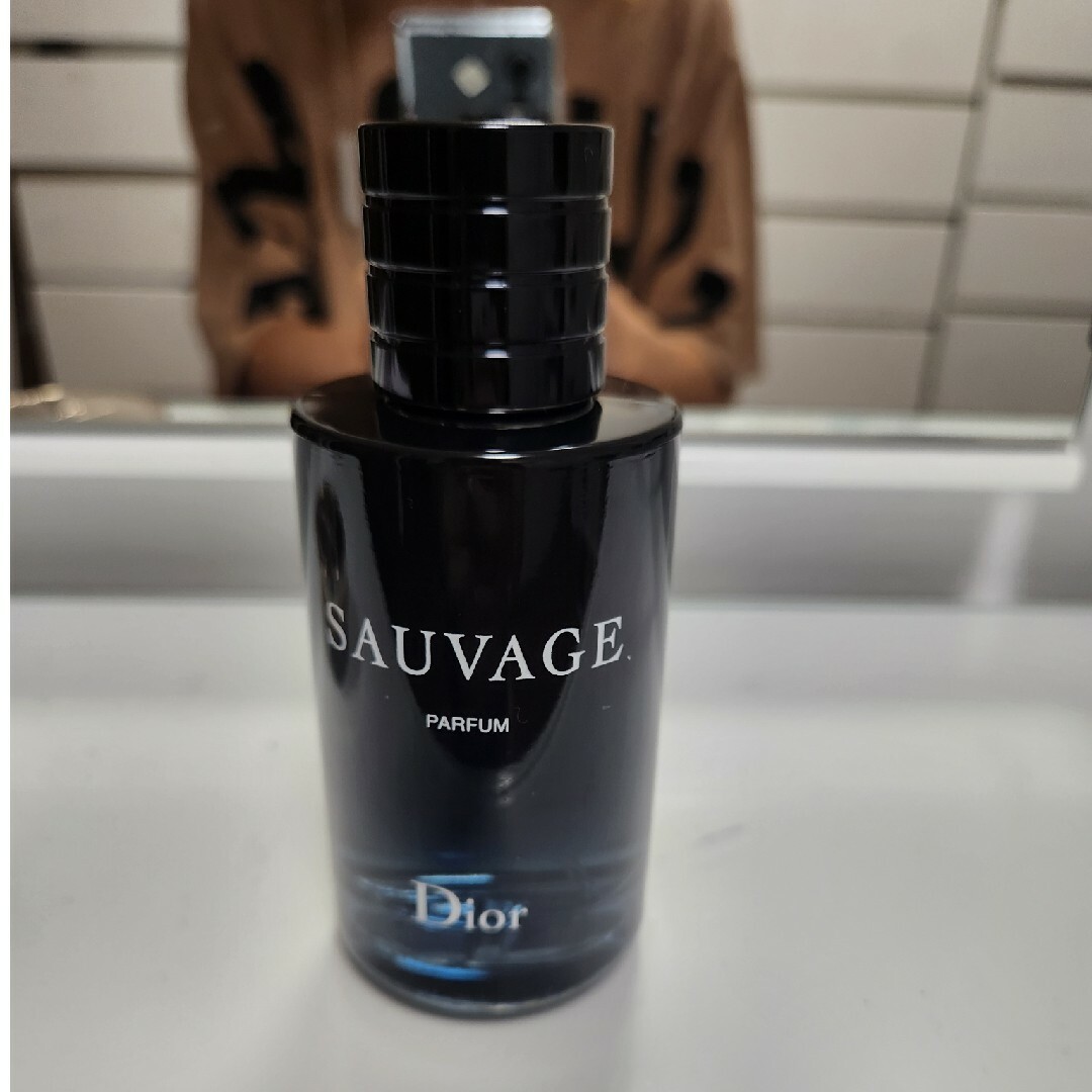 Dior(ディオール)のソヴァージュ 100ml コスメ/美容の香水(香水(男性用))の商品写真