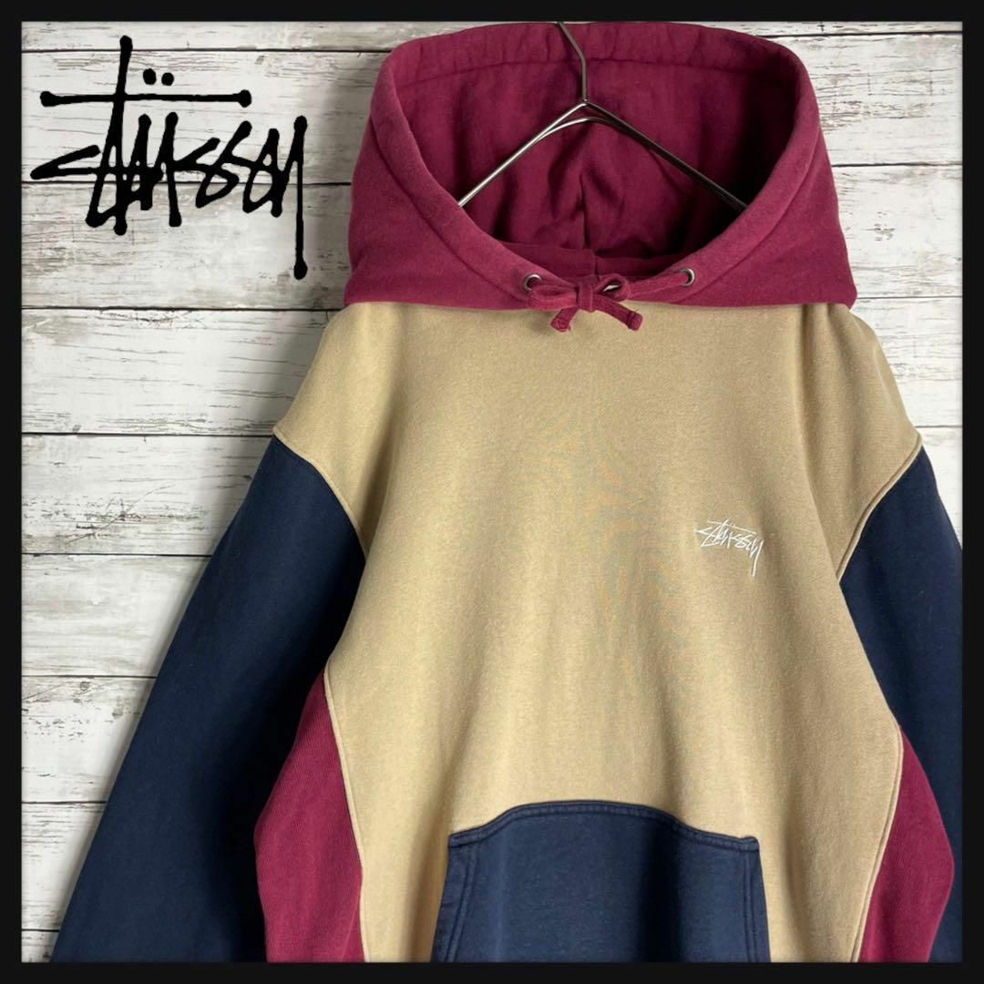 STUSSY ステューシー ワンポイント刺繍ロゴ入りパーカー