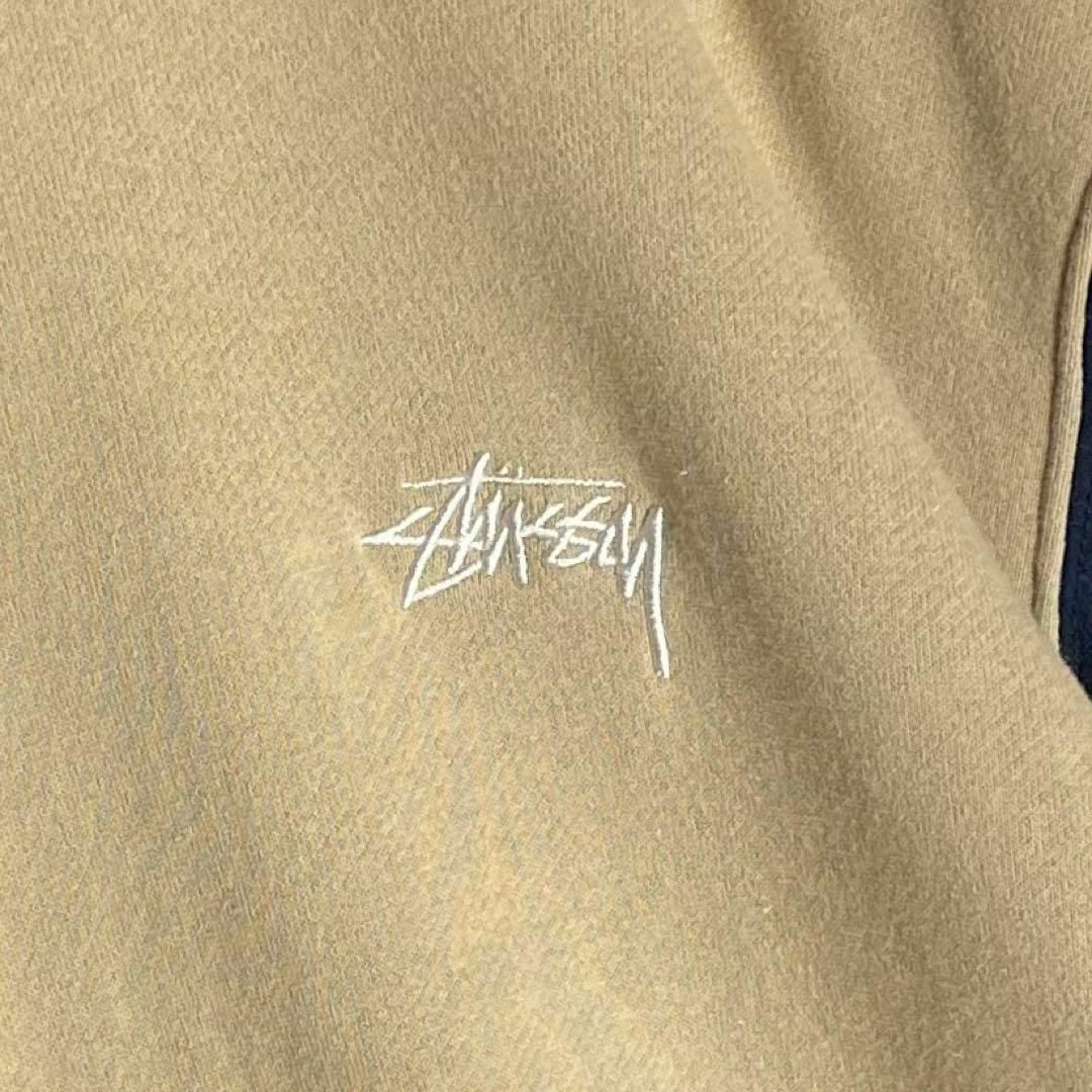 STUSSY(ステューシー)の【希少デザイン】ステューシー　パーカー　ワンポイント刺繍ロゴ　マルチカラー メンズのトップス(パーカー)の商品写真