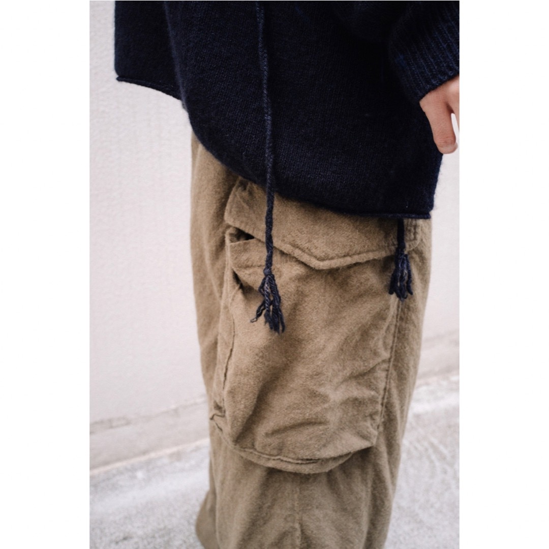 comoli 23aw KHAKI 縮絨ウール 6P パンツ 2