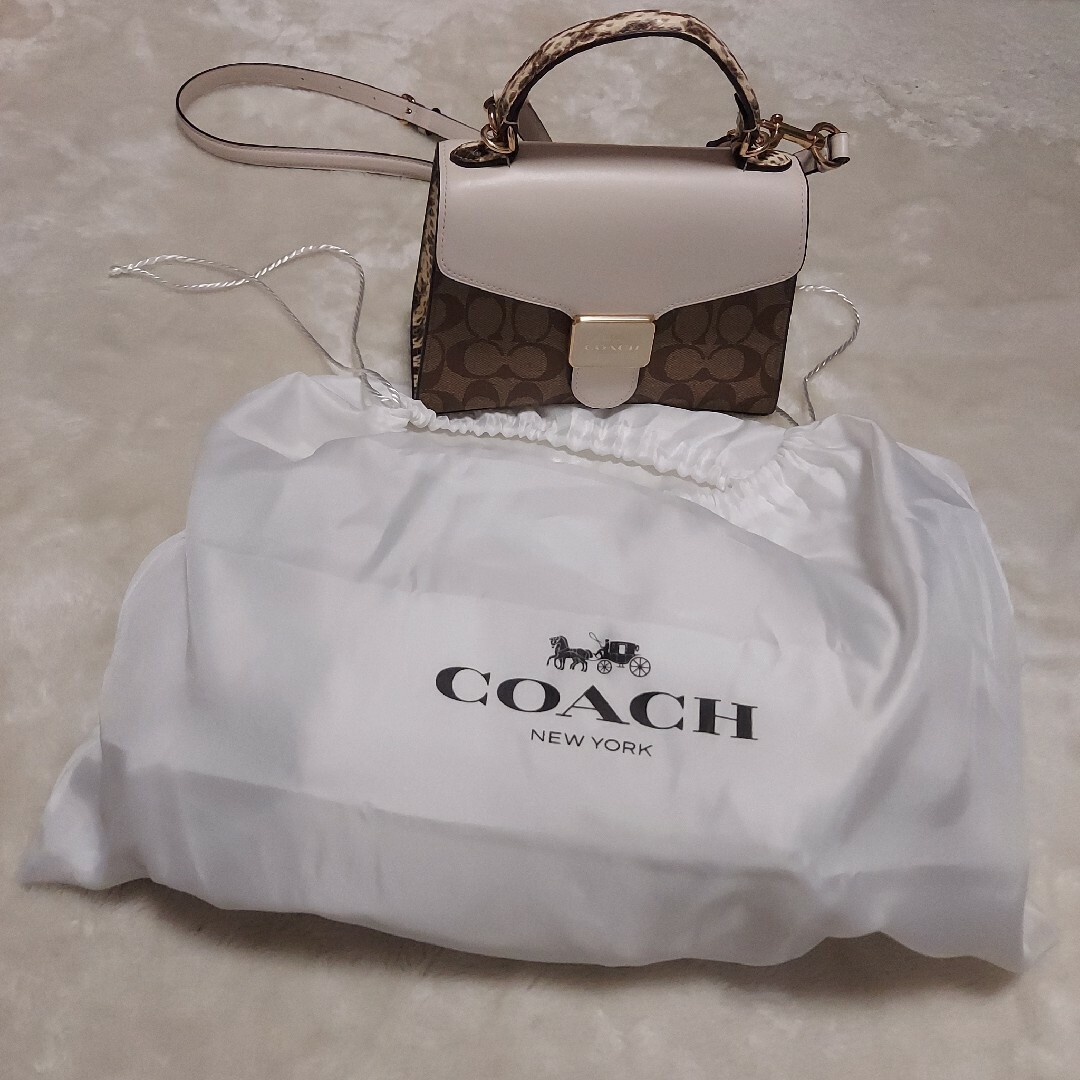 COACH(コーチ)のコーチCOACHペッパーサッチェル2wayショルダーバッグ レディースのバッグ(ショルダーバッグ)の商品写真