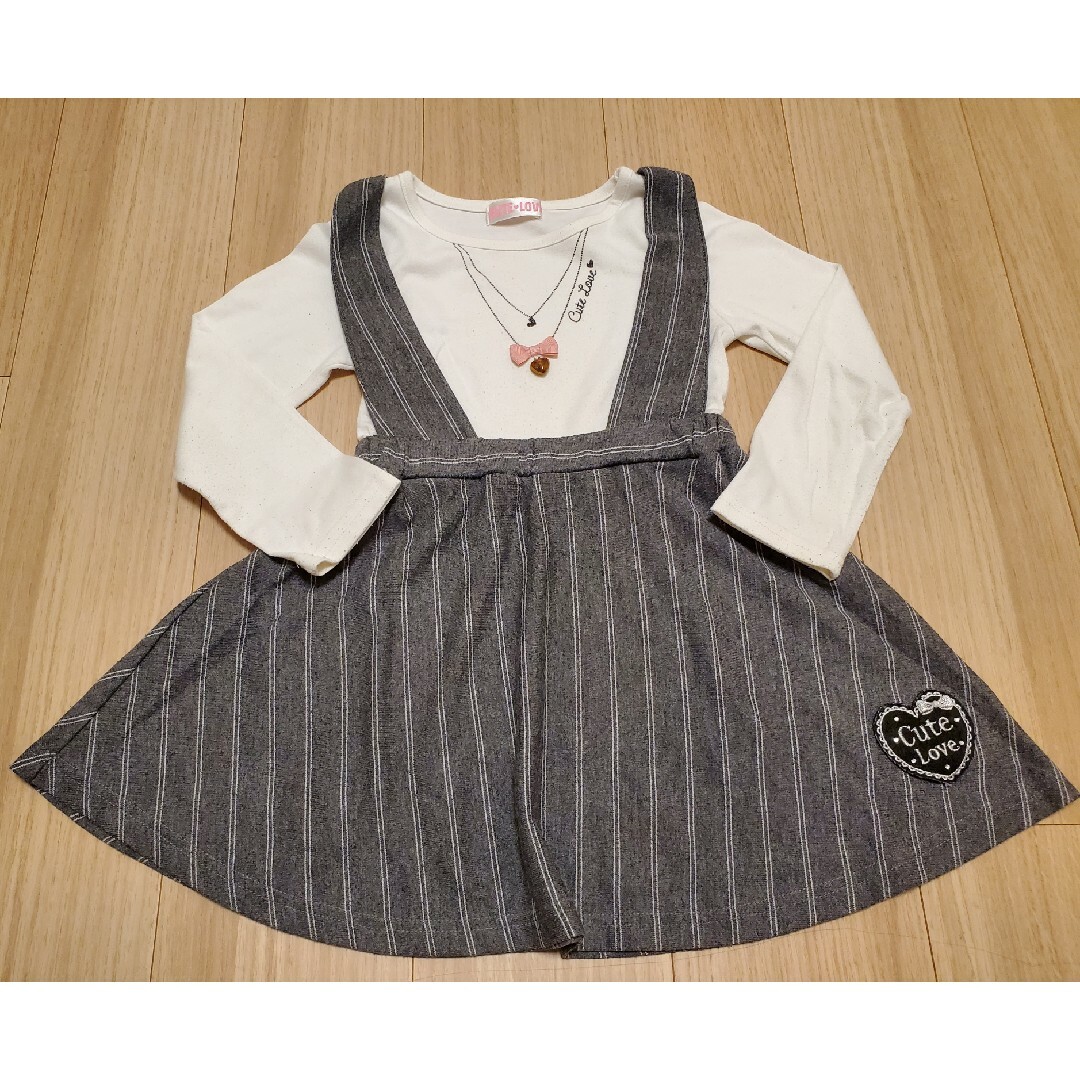 白×グレーワンピース120 キッズ/ベビー/マタニティのキッズ服女の子用(90cm~)(ワンピース)の商品写真