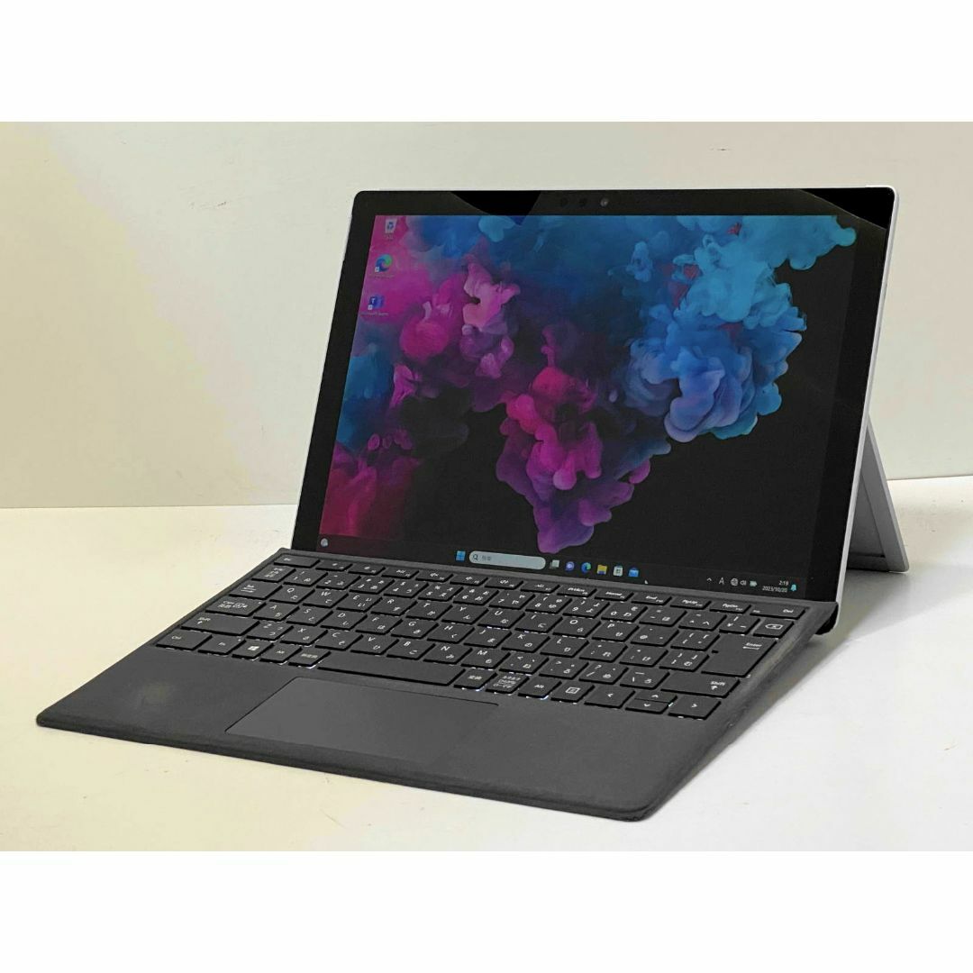 使用187h 第8世代Core i5 Surface Pro 6