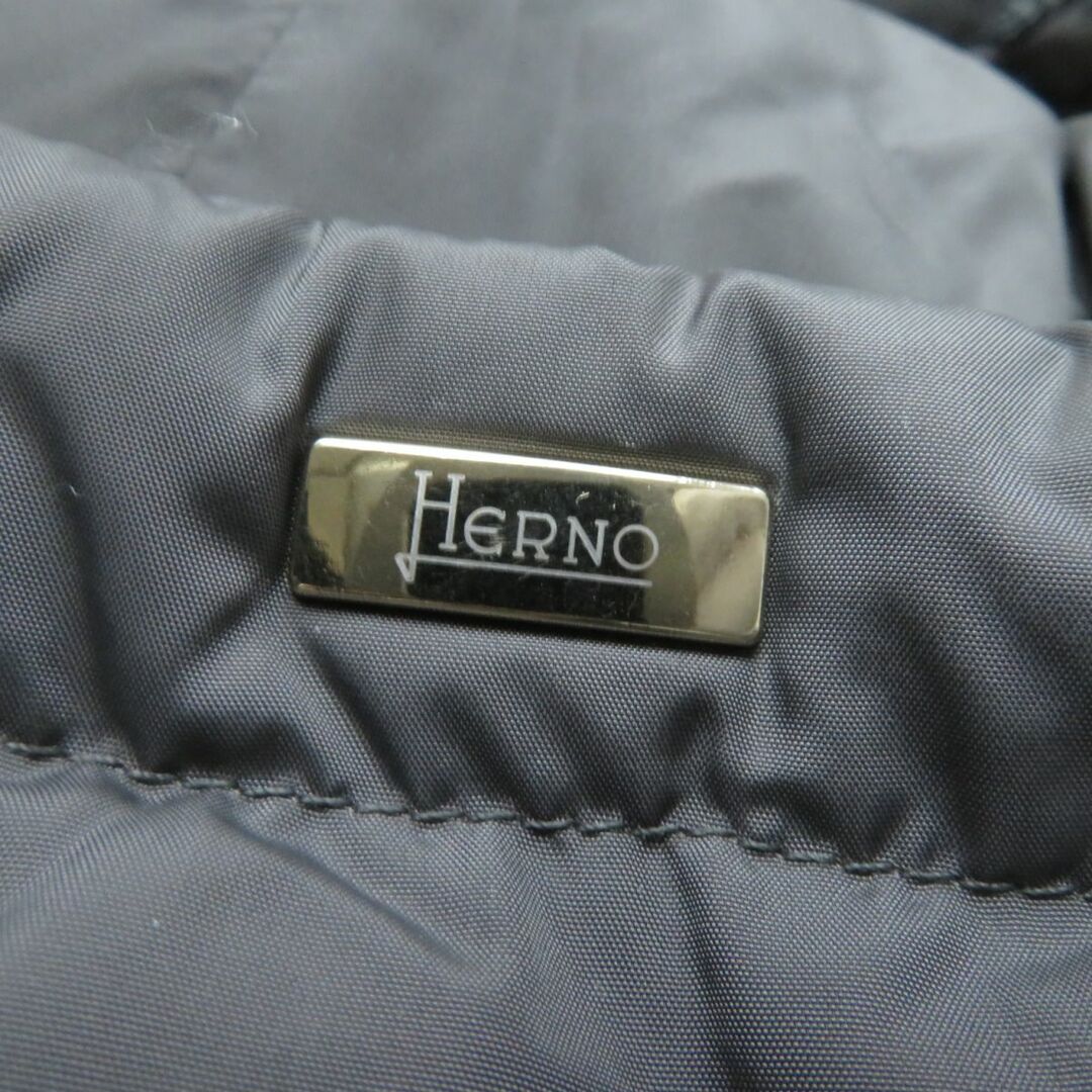 HERNO(ヘルノ)の美品☆正規品 HERNO ヘルノ PI0822D 2018年 ウール切替 ZIP UP フード付き ダウンコート グレー 38 レディース イタリア製 レディースのジャケット/アウター(ダウンコート)の商品写真