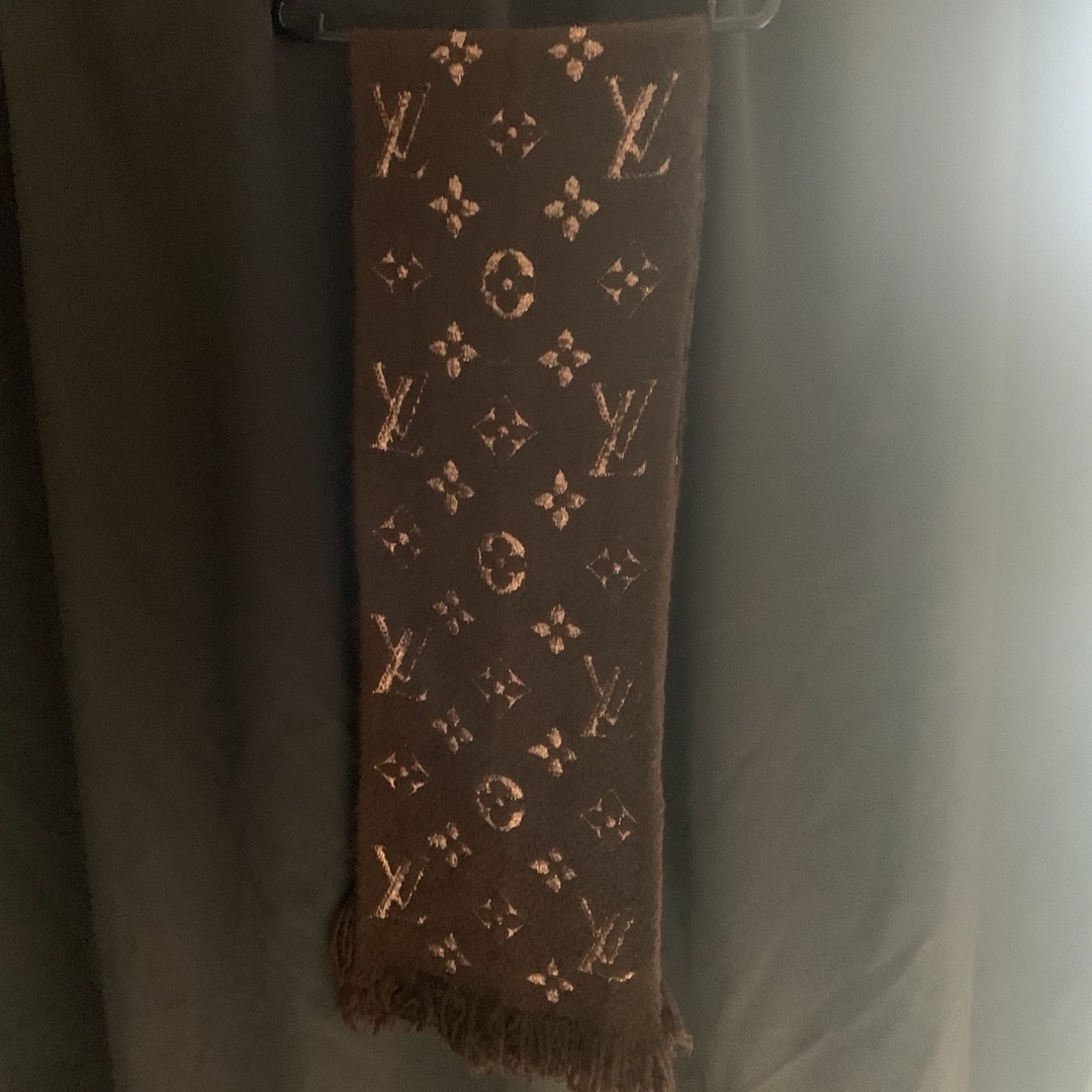 LOUIS VUITTON(ルイヴィトン)のLOUIS VUITTON ルイヴィトン　マフラー メンズのファッション小物(マフラー)の商品写真