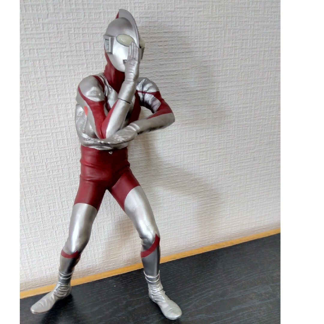 ウルトラマン発光ギミックLED　ジョイフル本田限定カラー