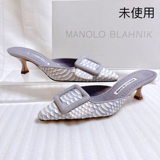 マノロブラニク(MANOLO BLAHNIK)のマノロブラニク　ミュール　フラットシューズ　スクエアバックル　パンプス　靴(ハイヒール/パンプス)