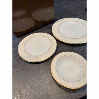 ノリタケ(Noritake)のノリタケ　ホワイトパレス　プレートセット　２１センチプレートsold❌(食器)