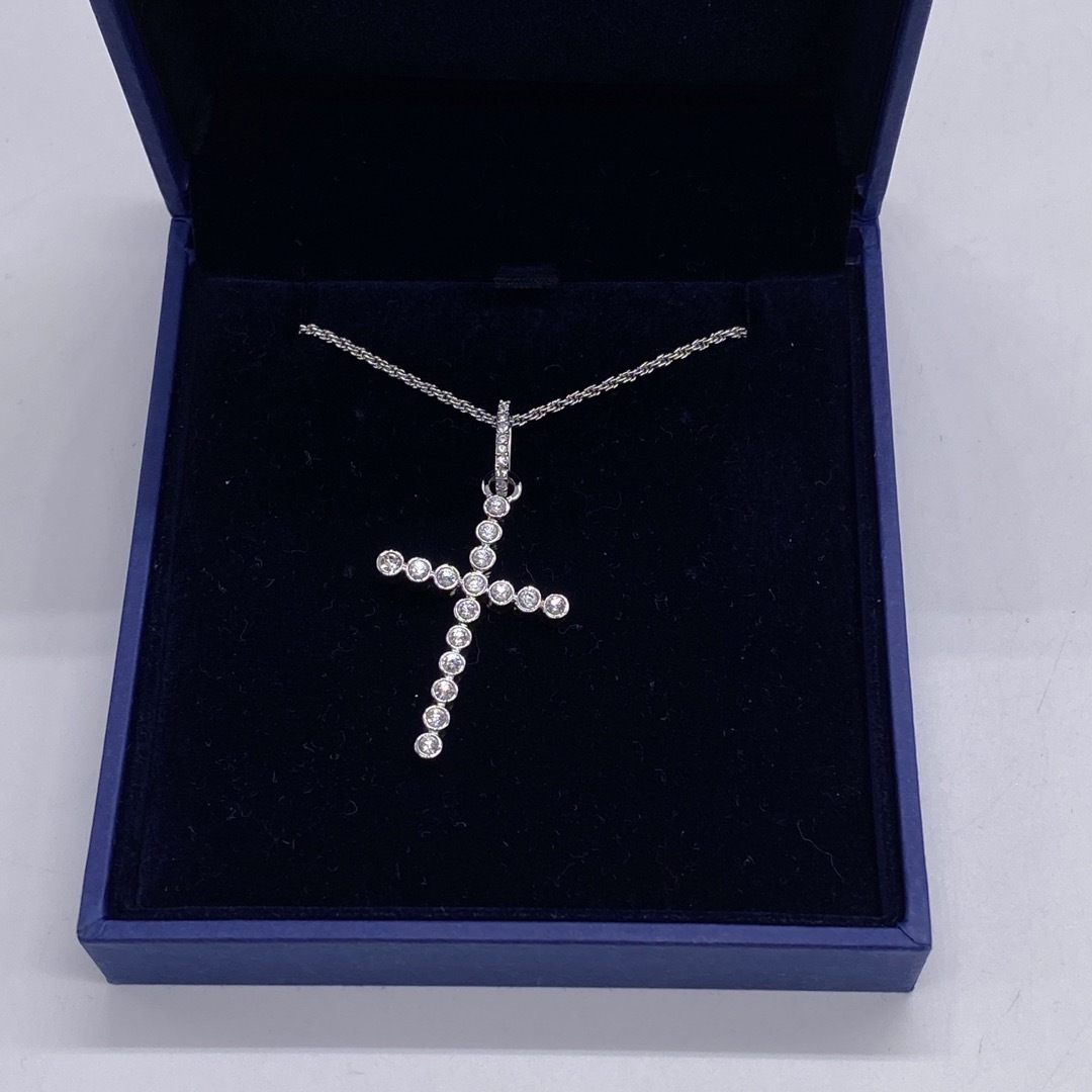 SWAROVSKI - 箱付き スワロフスキー ネックレス シルバーカラー SWAROVSKI - 箱付き スワロフスキー ネックレス シルバーカラー