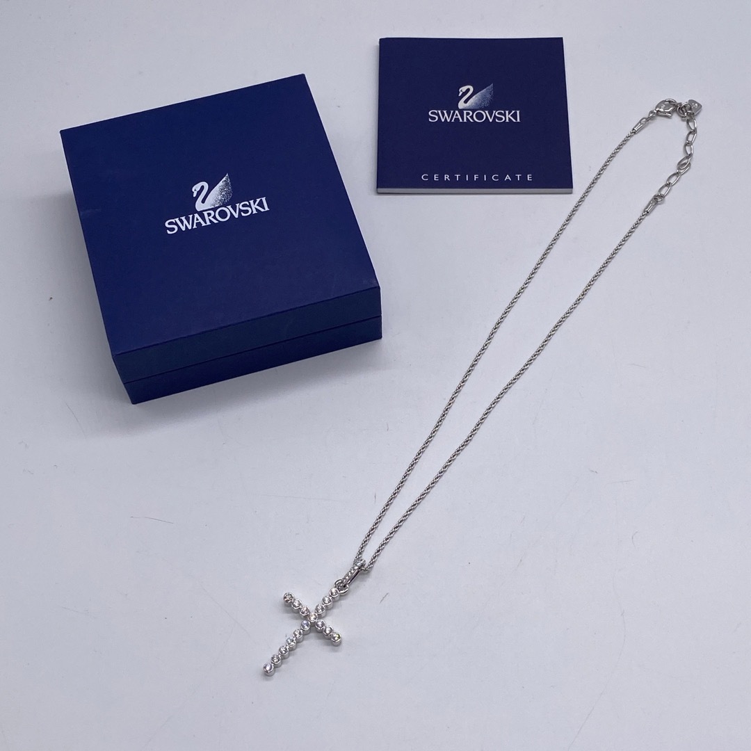 SWAROVSKI - 箱付き スワロフスキー ネックレス シルバーカラー SWAROVSKI - 箱付き スワロフスキー ネックレス シルバーカラー