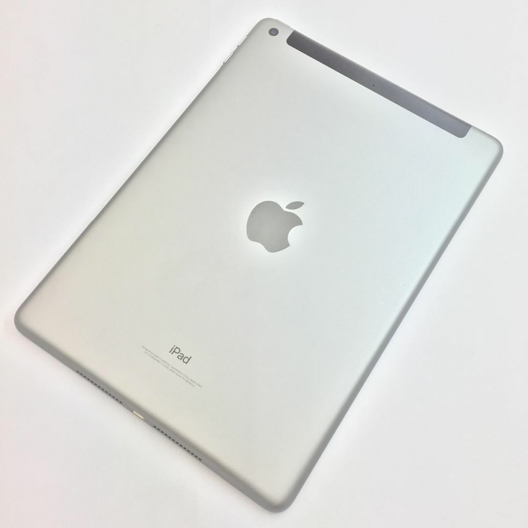 【B】iPad（第5世代）/128GB/359454084731229SIMフリーdocomo