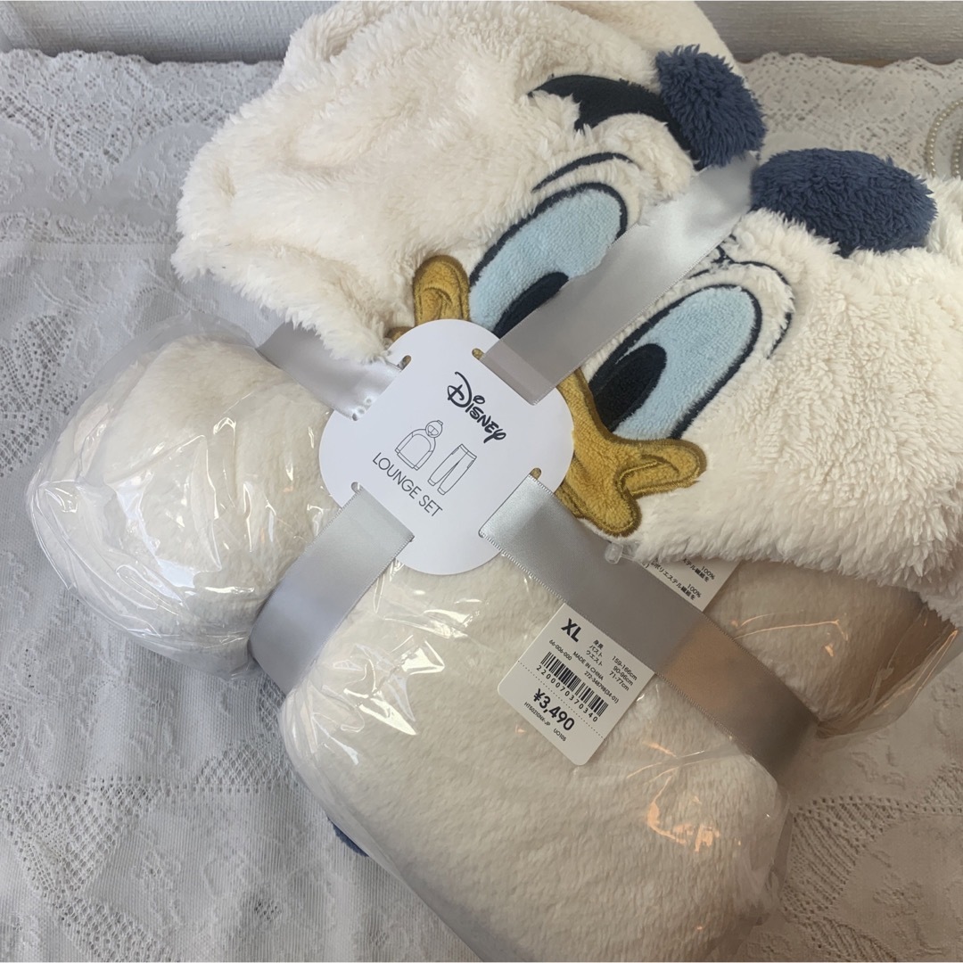 GU マシュマロフィールフーディセット(長袖) Disney 1 新品 XL