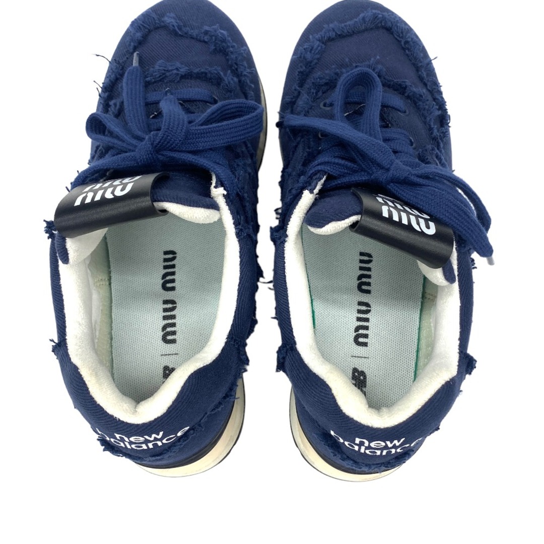 miumiu(ミュウミュウ)の[USED/中古]MIUMIU ミュウミュウ スニーカー 574 New Balance x Miu Miu デニム スニーカー 38 ネイビー 中古 tdc-001761-4d レディースの靴/シューズ(スニーカー)の商品写真