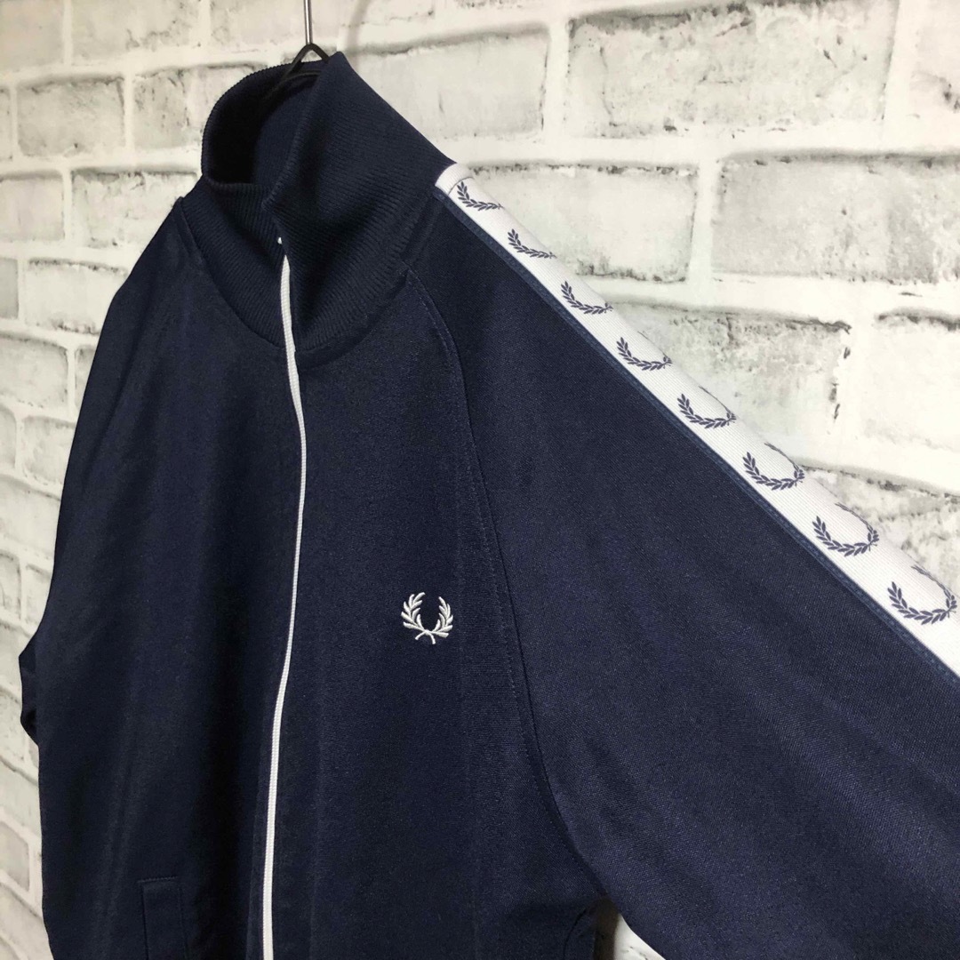 【美品】FRED PERRY メンズトラックジャケット ネイビー M