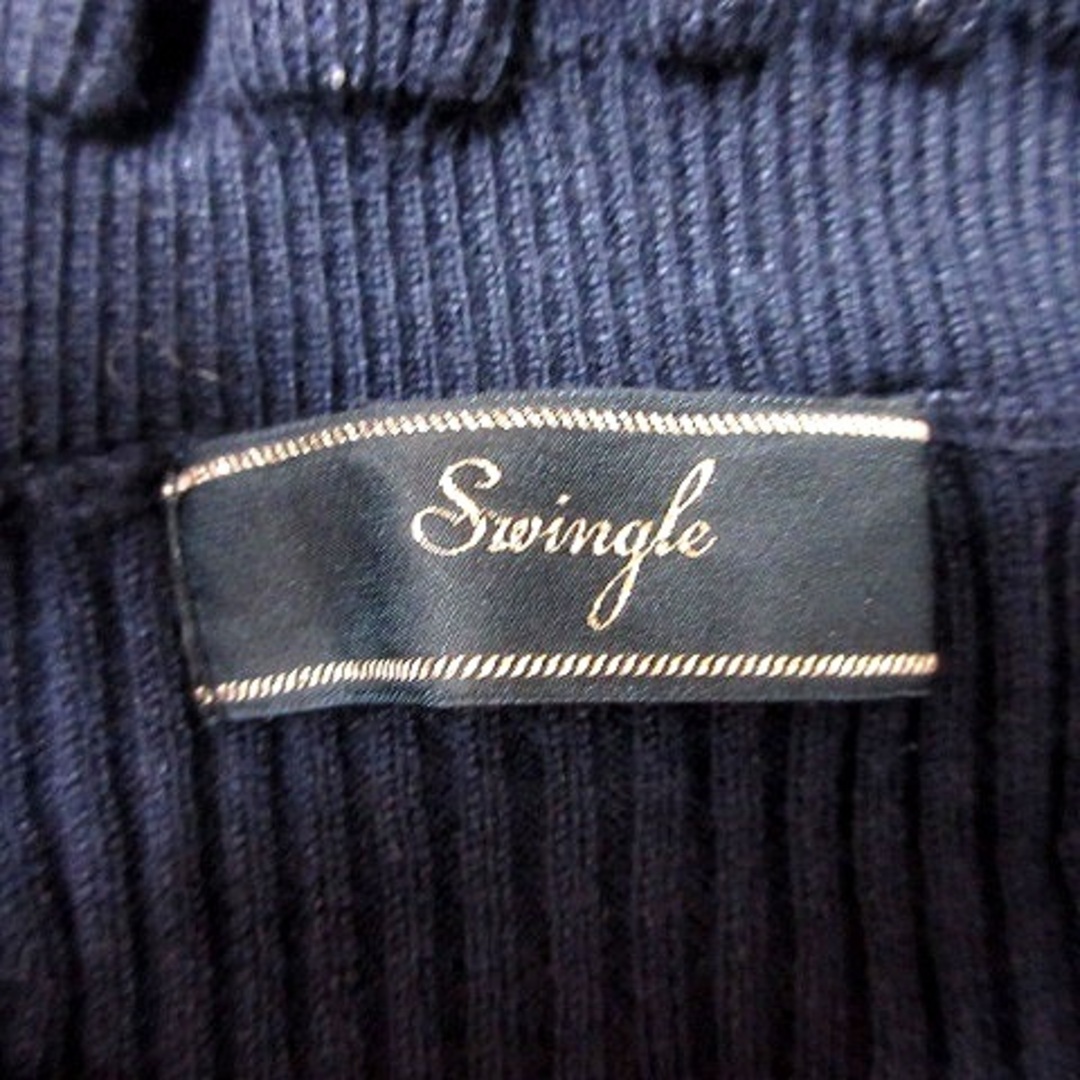 Swingle(スウィングル)のスウィングル ニット カットソー ハイネック 長袖 総柄 S 紺 レディースのトップス(カットソー(長袖/七分))の商品写真