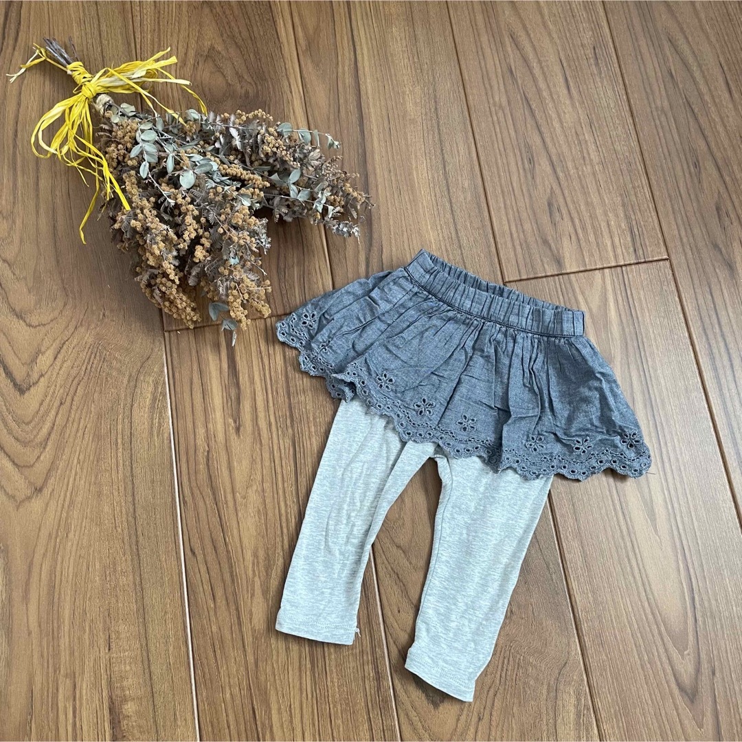 babyGAP(ベビーギャップ)の70サイズ　babyGAP 女の子　パンツ キッズ/ベビー/マタニティのベビー服(~85cm)(パンツ)の商品写真