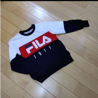 フィラ(FILA)のFILA　長袖　tシャツ　新品未使用　タグ付き(Tシャツ/カットソー)