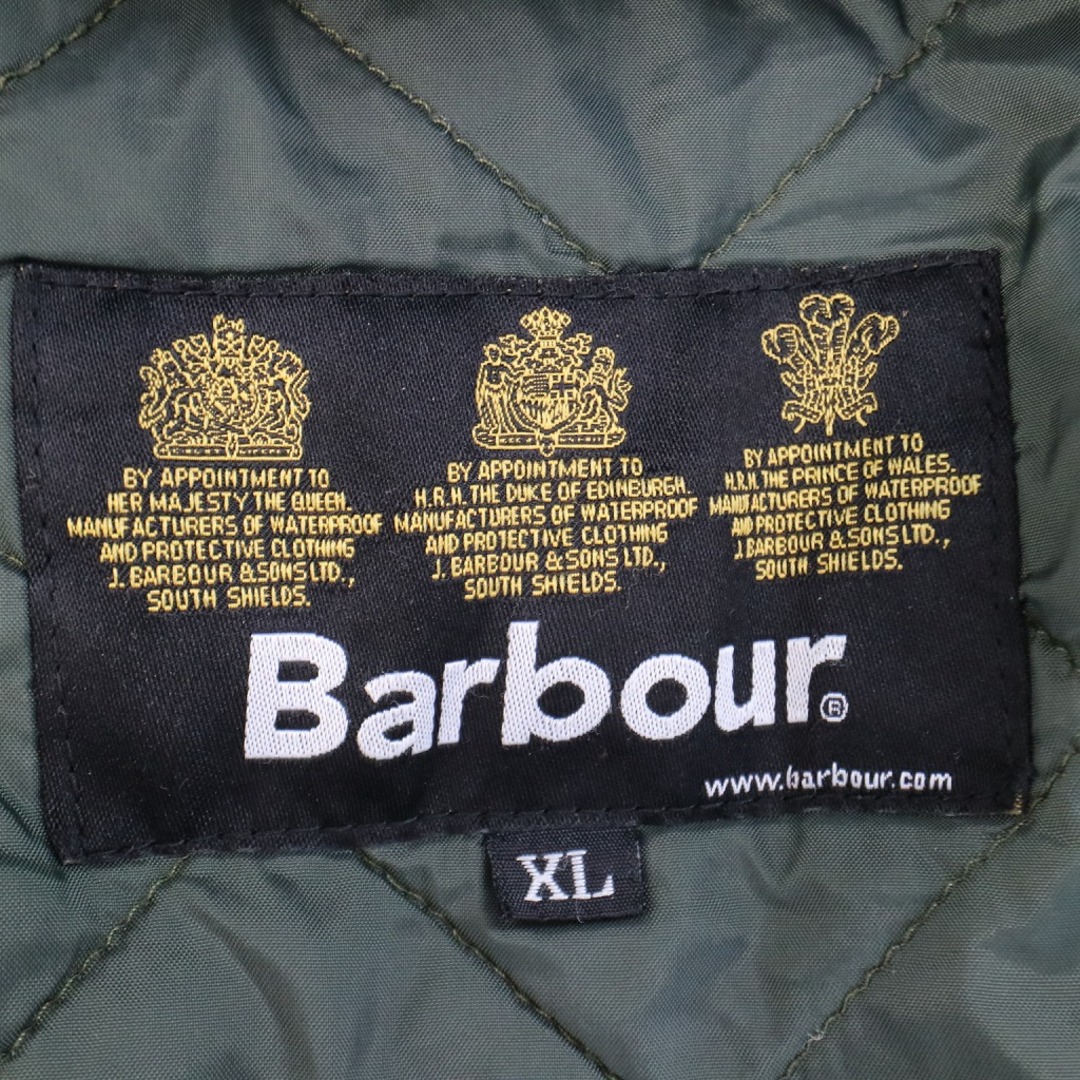 Barbour(バーブァー)のBarbour バブアー キルティングジャケット 刺繍  ユーロ  ヨーロッパ古着 カバーオール カーキ (メンズ XL) 中古 古着 O7334 メンズのジャケット/アウター(その他)の商品写真