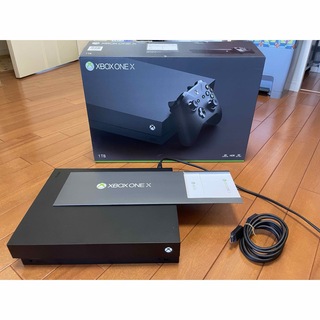 Xbox one X 1TB ※コントローラー欠品