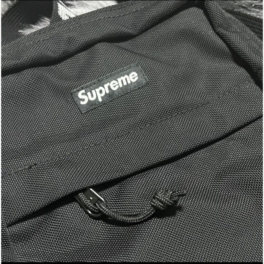 SUPREME 18SS Shoulder bag 1