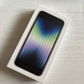 アイフォーン(iPhone)のiPhoneSE 第3世代　SIMフリー　新品未使用(スマートフォン本体)