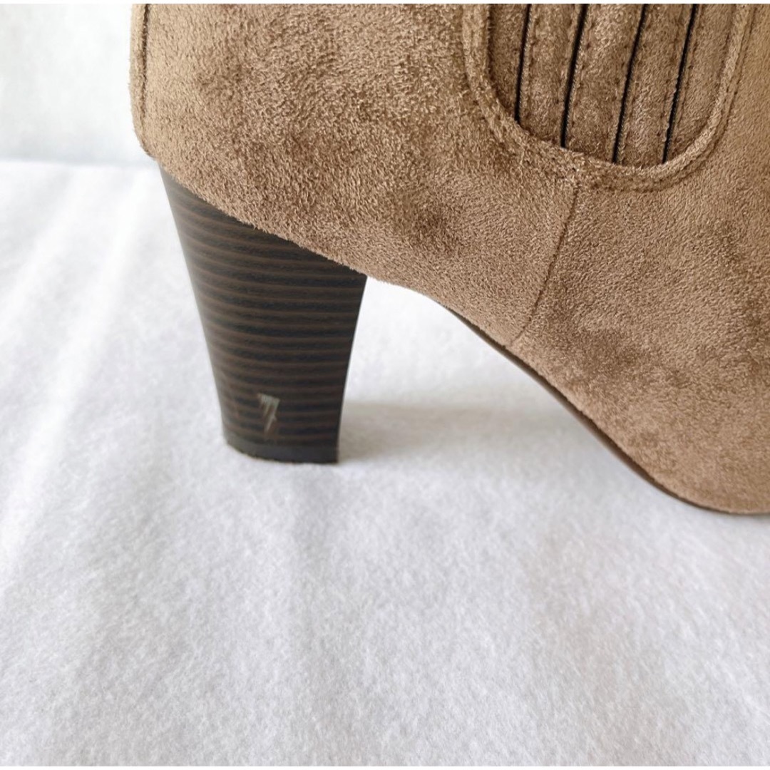Menue(メヌエ)の【Menue】メヌエ ショートブーツ サイドゴア スエード Mサイズ レディースの靴/シューズ(ブーツ)の商品写真