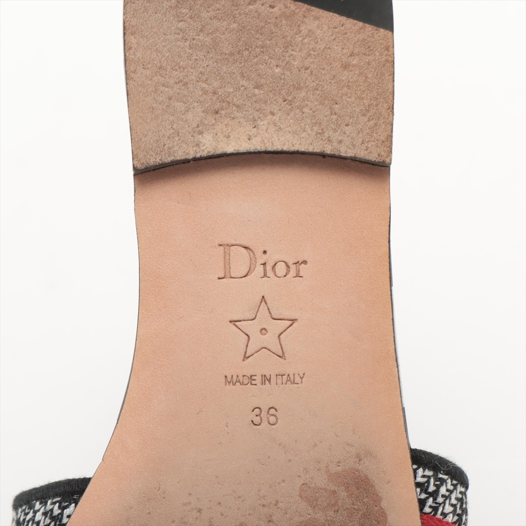 Christian Dior(クリスチャンディオール)の美品 クリスチャンディオール DWAY サンダル ハート かわいい 人気 モノクロ シューズ レザー 36 23cm レディース ENT 1016-E107 レディースの靴/シューズ(サンダル)の商品写真