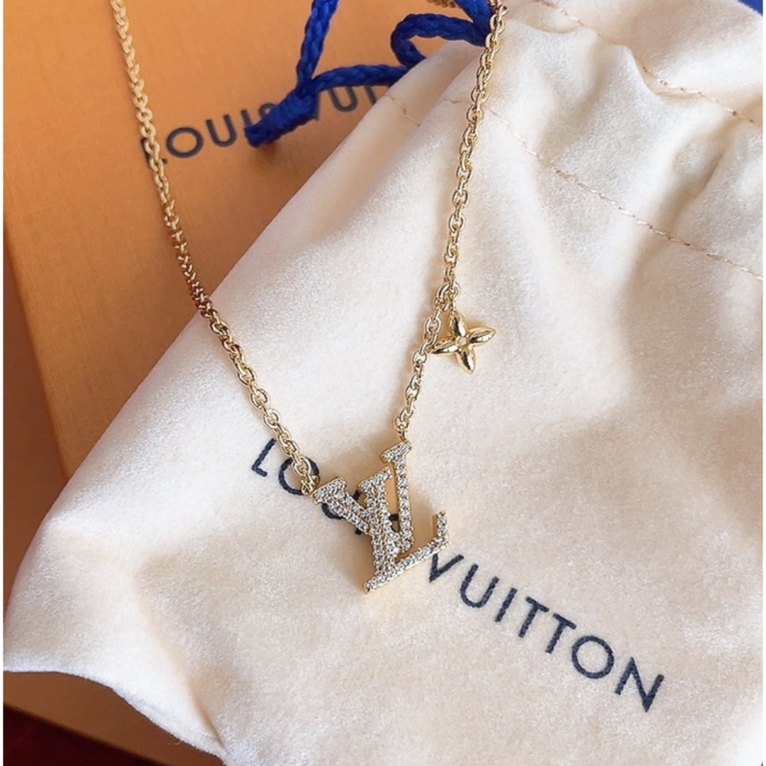 LOUIS VUITTON(ルイヴィトン)の新品未使用 ルイヴィトン ネックレス コリエ・LV アイコニック ゴールド レディースのアクセサリー(ネックレス)の商品写真