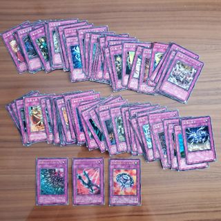 ユウギオウ(遊戯王)の【限定値下げ】遊☆戯☆王カード　トラップカード　81枚セット(シングルカード)