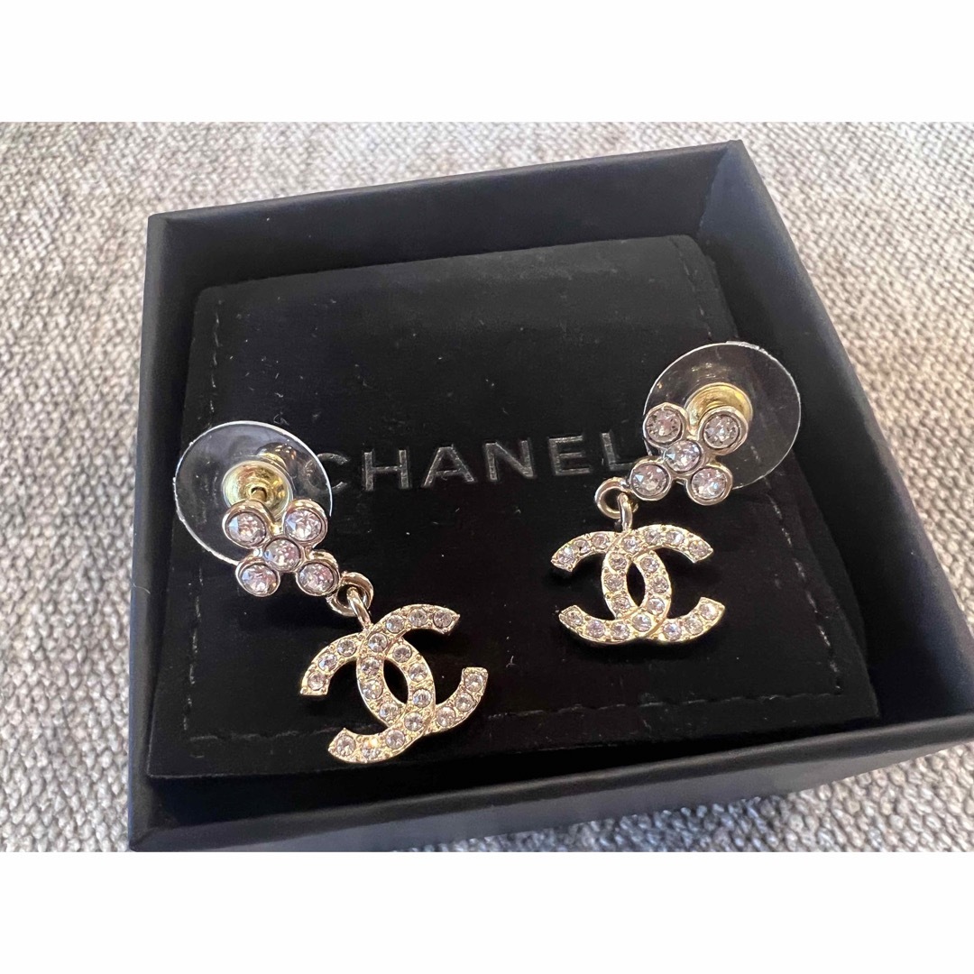 CHANEL(シャネル)のCHANEL ピアス　1度使用 レディースのアクセサリー(ピアス)の商品写真