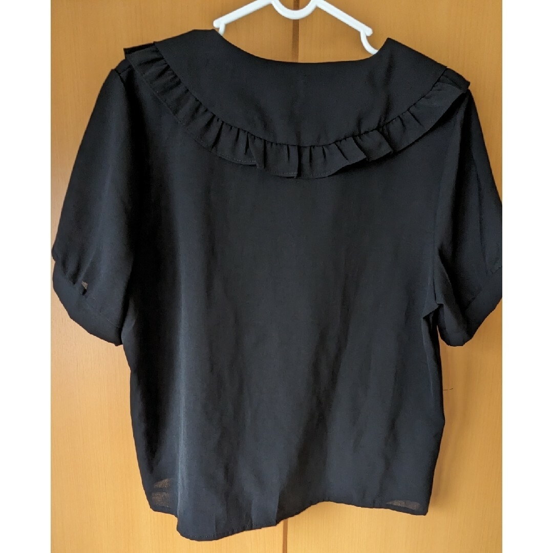 GRL(グレイル)の丸襟　襟フリル　　　　　　　　ブラウス　半袖ブラウス　黒　GRL レディースのトップス(シャツ/ブラウス(半袖/袖なし))の商品写真